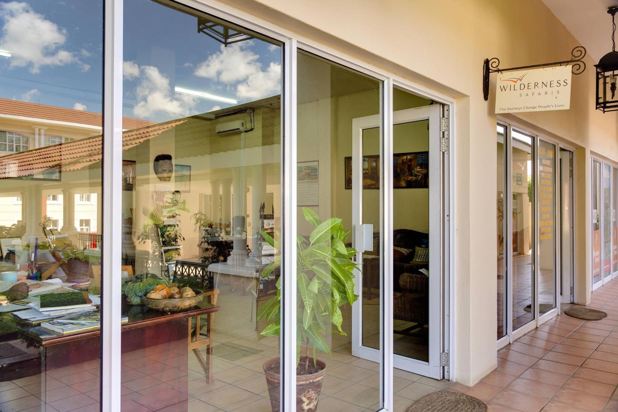 Protea Hotel By Marriott Blantyre Ryalls Exterior photo