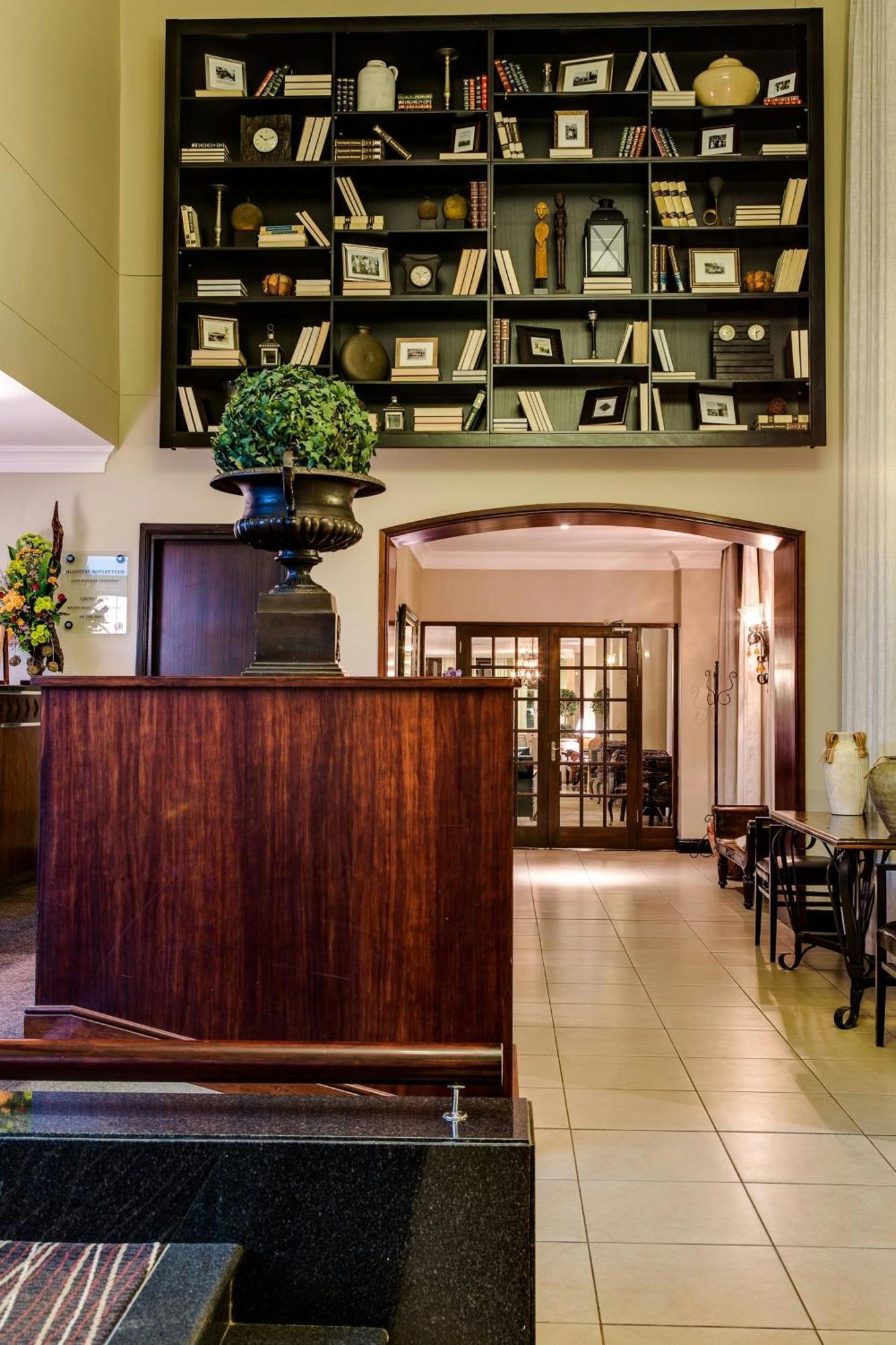 Protea Hotel By Marriott Blantyre Ryalls Exterior photo