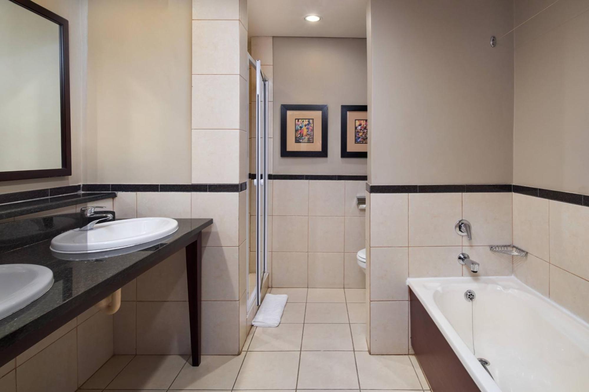 Protea Hotel By Marriott Blantyre Ryalls Exterior photo