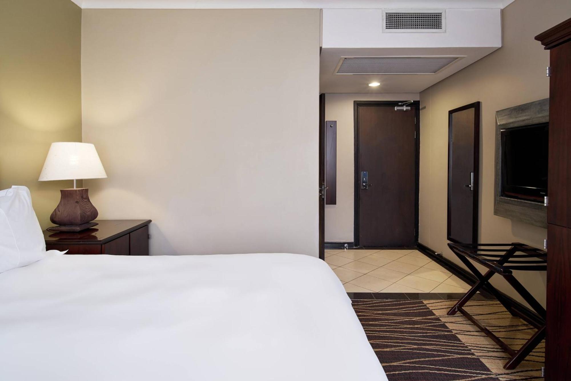 Protea Hotel By Marriott Blantyre Ryalls Exterior photo
